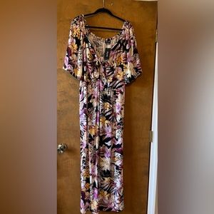 City chic midi dress.  New with tags